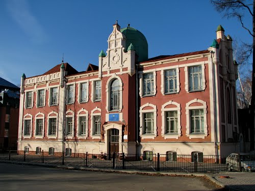 Специалист по УМР.